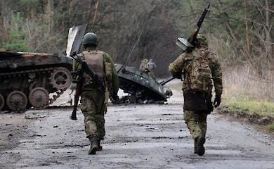 Containers with clothes of Ukrainian servicemen fell into the hands of the Russian military