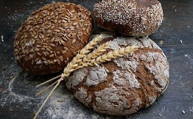 In Warsaw, a customer in a bakery attacked a Ukrainian woman