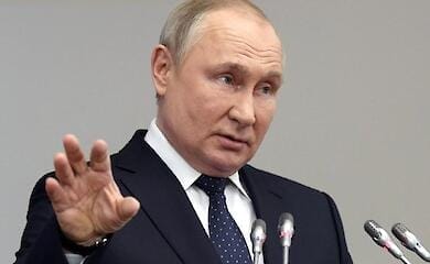 American multiple launch rocket systems - similar to Soviet-made systems - Putin