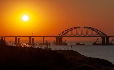 Can Ukraine destroy the Crimean bridge today?