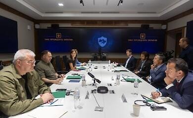 Presented a draft agreement on security guarantees for Ukraine