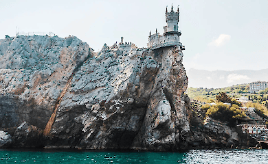 The occupying authorities of Crimea decided to ban leaving the peninsula from September 19