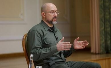 Ukraine to cut employees of executive authorities