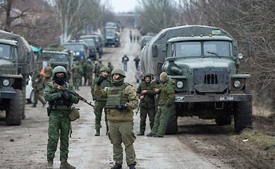 The Russians complete the battalions for the war with teachers