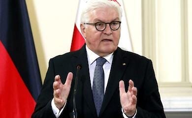 German President Steinmeier visited Ukrainian shelter due to alarm (VIDEO)