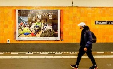 Berlin Underground zeigt Fotos von Ukrainern im Untergrund zu Beginn des Krieges