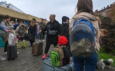Wie viele Ukrainer sind seit Beginn der russischen Invasion ins Ausland gegangen?