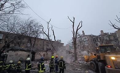Staatlicher Notdienst der Ukraine veröffentlicht Fotos der Folgen des Raketenangriffs auf ein Wohnhaus in Kramatorsk