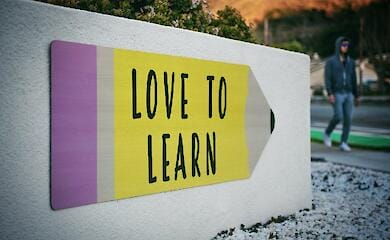 Ukrainian schools may introduce bilingual subjects