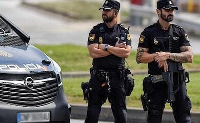 Eine kriminelle Bande in Spanien raubte Ukrainer aus, die vor dem Krieg flohen