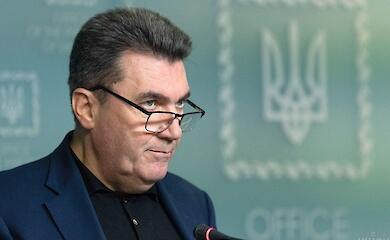 Danilov erklärt, warum Bakhmut verteidigen