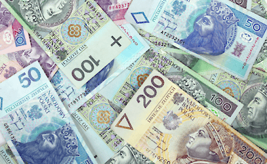 Ukrainians in Poland to have their social benefits withdrawn - who is affected