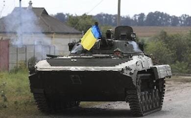 In which areas Ukraine can conduct counter-offensives