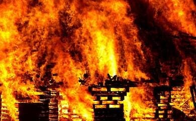 Massive fire at a woodworking company in Russia