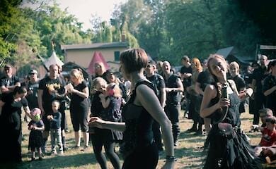 Vor Zuschauerin zur Teilnehmerin: Eine Geschichte beim Wave-Gotik-Treffen 2023