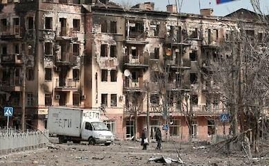 In temporarily occupied Mariupol, invaders fail to pay teachers' salaries and students' stipend