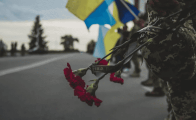 Die &Uuml;berf&uuml;hrung der Leichen der gefallenen Verteidiger der Ukraine hat stattgefunden
