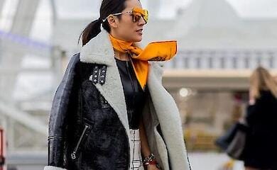 Modische Schals Herbst-Winter 2023-2024: trendige Modelle