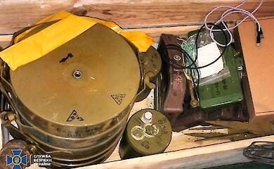 SBU finds weapons caches in Kherson and Dnipropetrovsk region