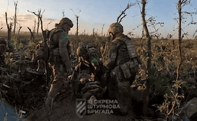 AFU fighters showed video of evacuation of wounded man near Bakhmut