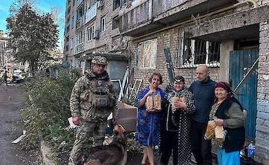 "White Angels" distributed bread to people in Avdiivka