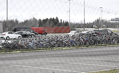 Finnish authorities send army units to help border guards due to influx of migrants