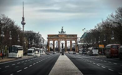Hundreds of Ukrainians seek asylum in Germany every month 
