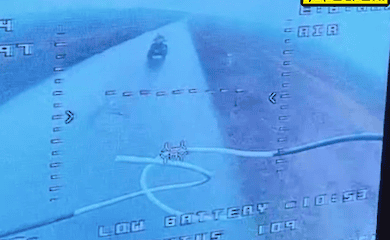 Eine Kamikaze-Drohne zerst&ouml;rte einen Besatzer auf einem Quad-Bike