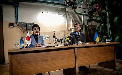 Japans Außenminister musste in einem Versteck in Kiew ein Briefing halten