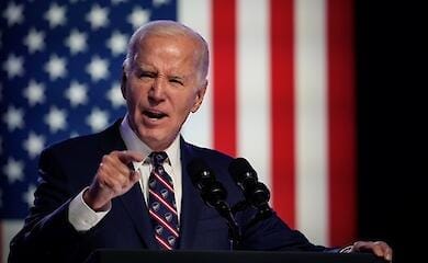 Biden nennt die Schuldigen f&uuml;r den R&uuml;ckzug der Ukraine an der Frontlinie