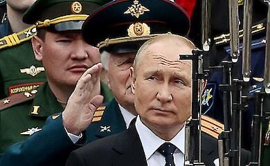 Russia cancels May 9 parades, Britain explains why