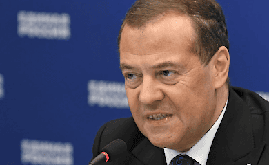 Dmitry Medvedev threatened to start a world war