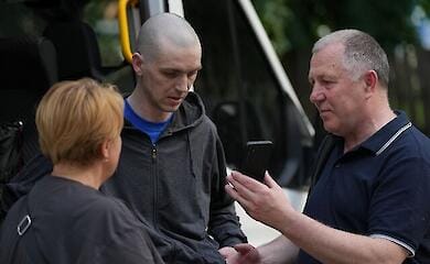 Mariupol-Verteidiger erz&auml;hlt von seiner Gefangenschaft