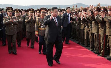 Intelligence reports on what weapons North Korean soldiers have received 