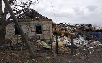 Russians continue to seize populated areas in Donbass