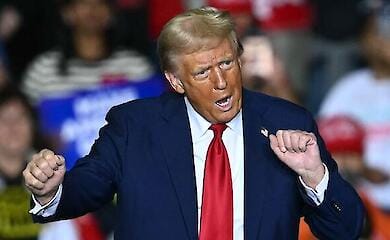 Trump supports the idea of a crushing strike on Iran - journalist