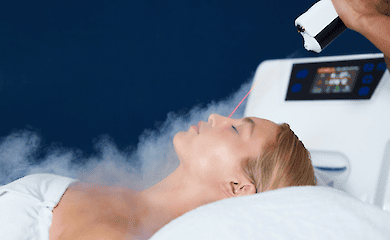 Kryotherapie im Gesicht: das Geheimnis strahlender Haut, das Sie noch nicht kannten