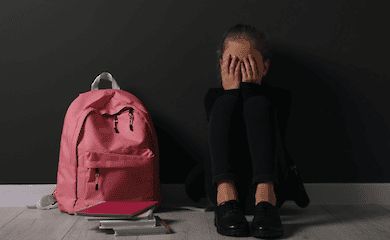Missbrauchsszenen zwischen Vater und Mutter traumatisieren nicht nur die Psyche der Kinder