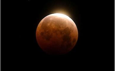 Donnerstagnacht auf Freitagnacht ist eine totale Mondfinsternis