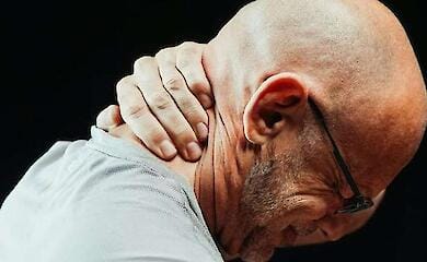 Die Psyche schmerzt - der K&ouml;rper leidet: Wie Depression und Einsamkeit Schmerzen ausl&ouml;sen