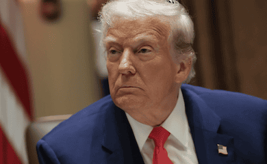 Trump sagte, die Ukraine selbst habe "den Vorwand" geliefert Putin, um sie zu bombardieren