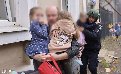 W&auml;hrend des russischen Angriffs auf Charkiw wurden 48 Kleinkinder aus dem betroffenen Kindergarten evakuiert