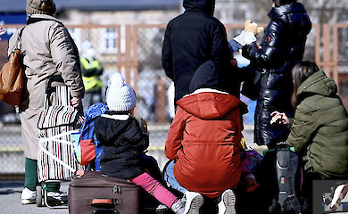 Which European countries are receiving the most military migrants from Ukraine? Eurostat data