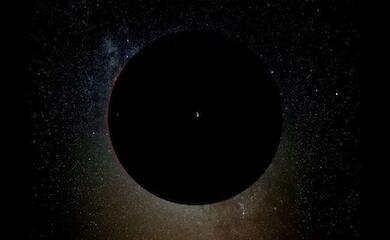 Lässt sich die Erde retten, nachdem sich die Sonne in einen Roten Riesen verwandelt hat? Ein Wissenschaftler hat einen ungewöhnlichen Plan vorgeschlagen
